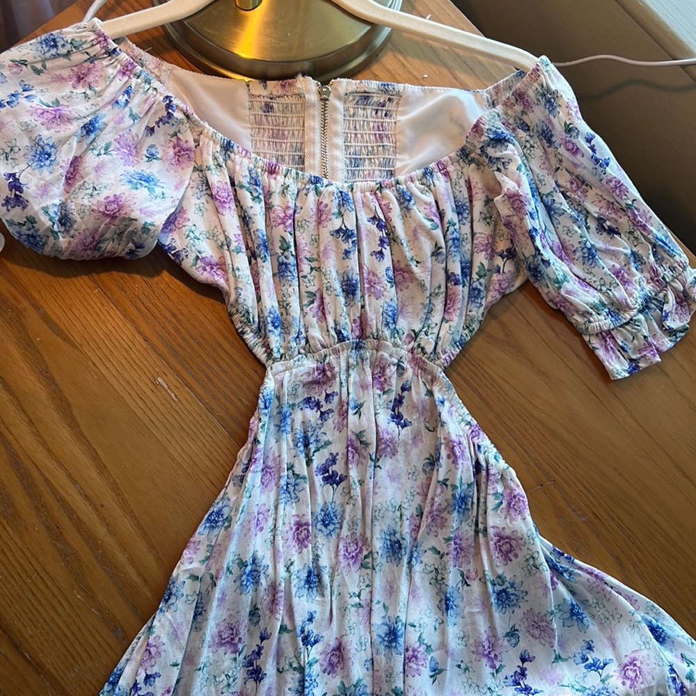 Isabella’s cabinet floral dress